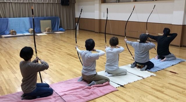 四半的ノ会 四半的弓道 半弓道場